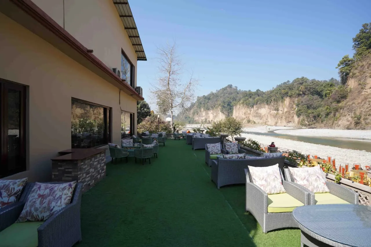 Bel-La Monde Riverside - Photo 4